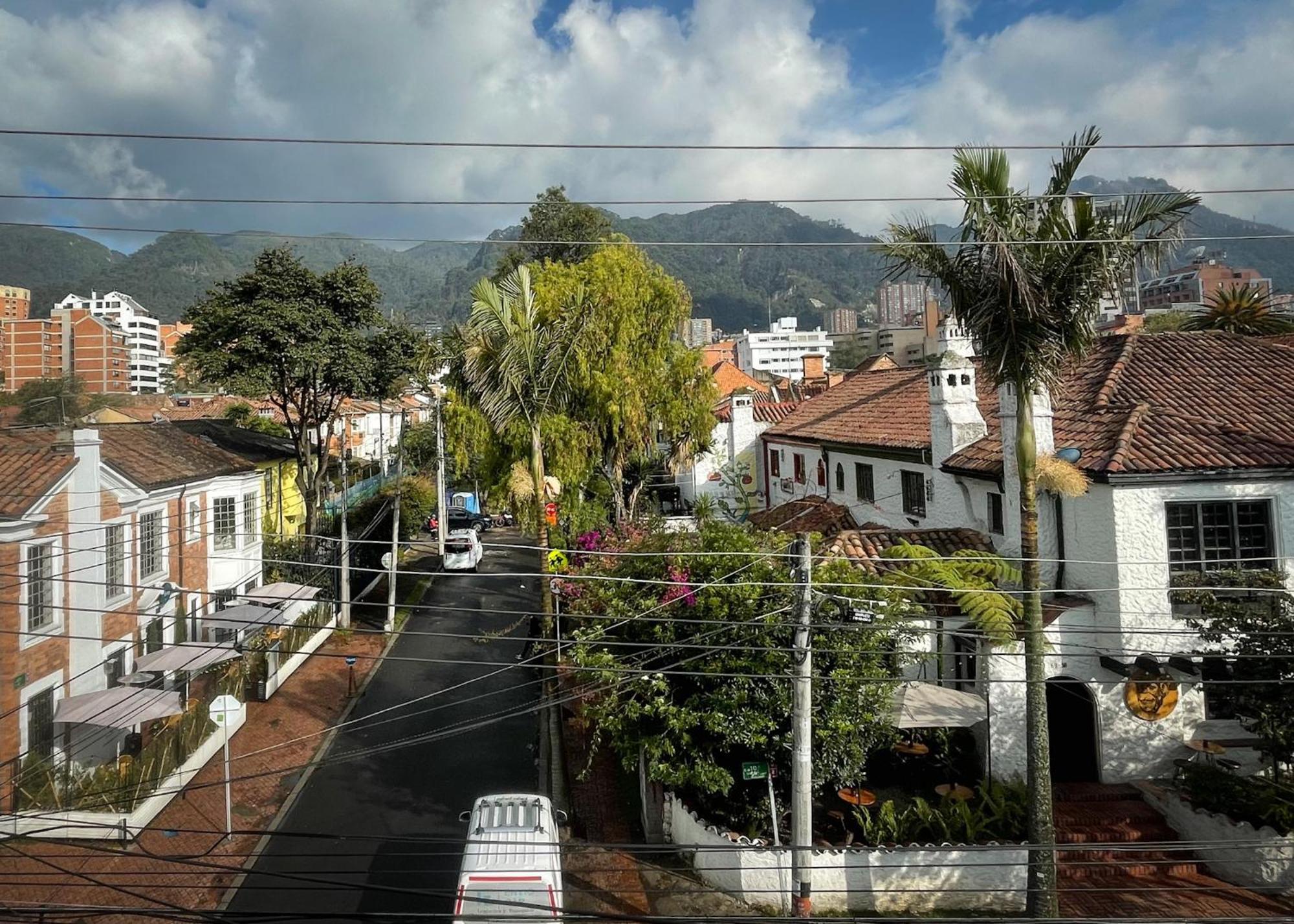 Marietta - House Of Social Travellers Hostel Bogota Exterior photo